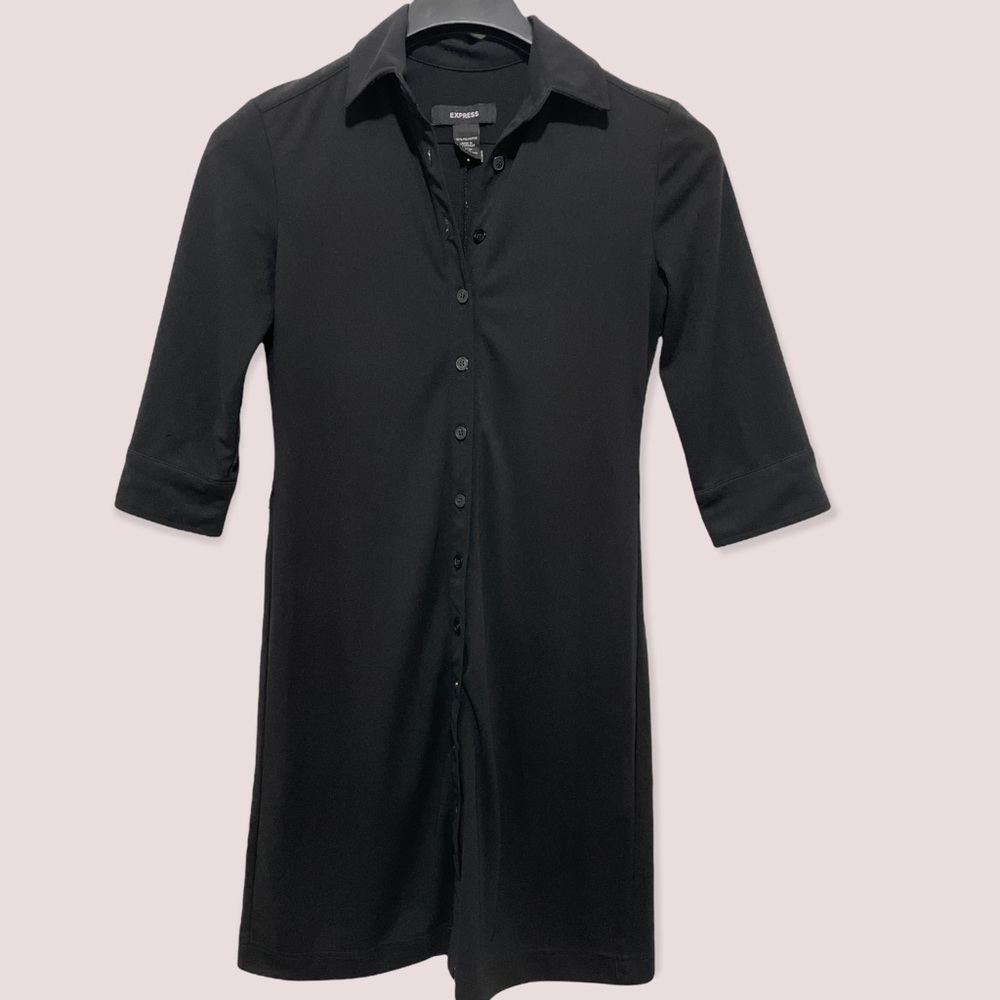 EXPRESS Black casual dress to wear with belt. Size 1/2